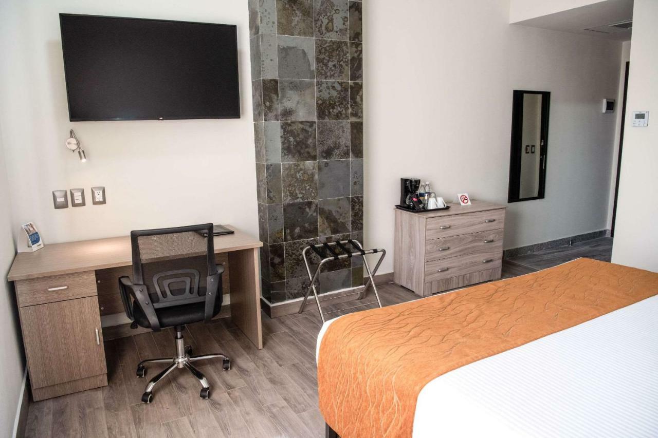 Comfort Inn Irapuato Exterior photo